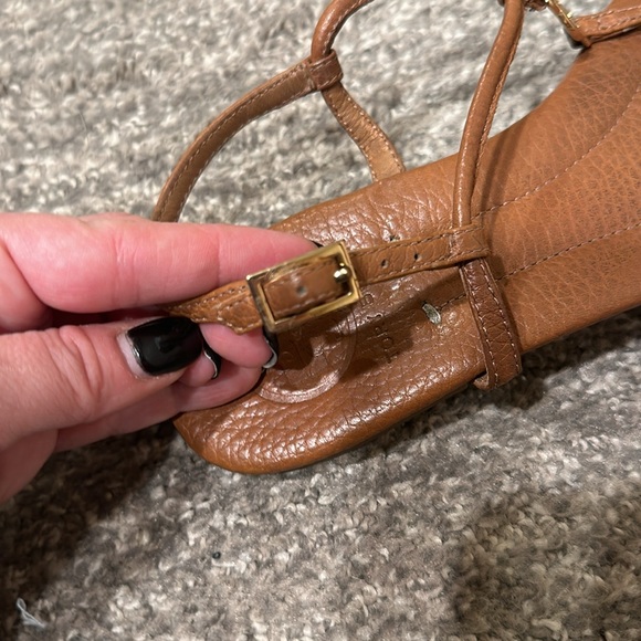 Tory Burch T Strap Sandal 5.5 - Picture 6 of 6